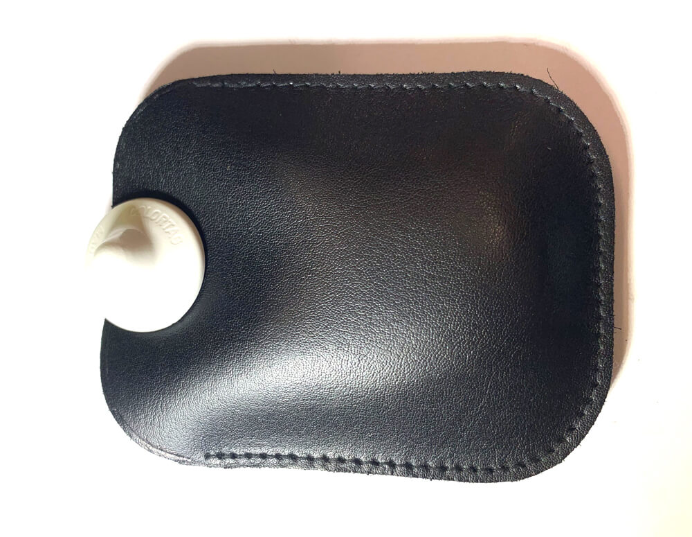 Ledertasche (L) incl. Colortag-Befestigungs-Set (Nadel + Magnetschloss + Tasche) | Tasche Otiom