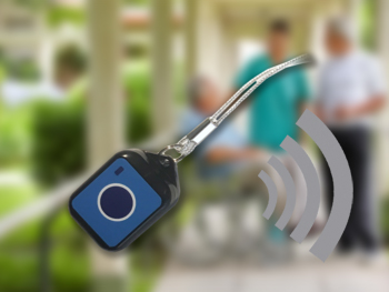 Gets 105091 Medaillon: mobiler Rufauslöser zum Umhängen oder am Gürtel (Gürtelclip+Halskordel)