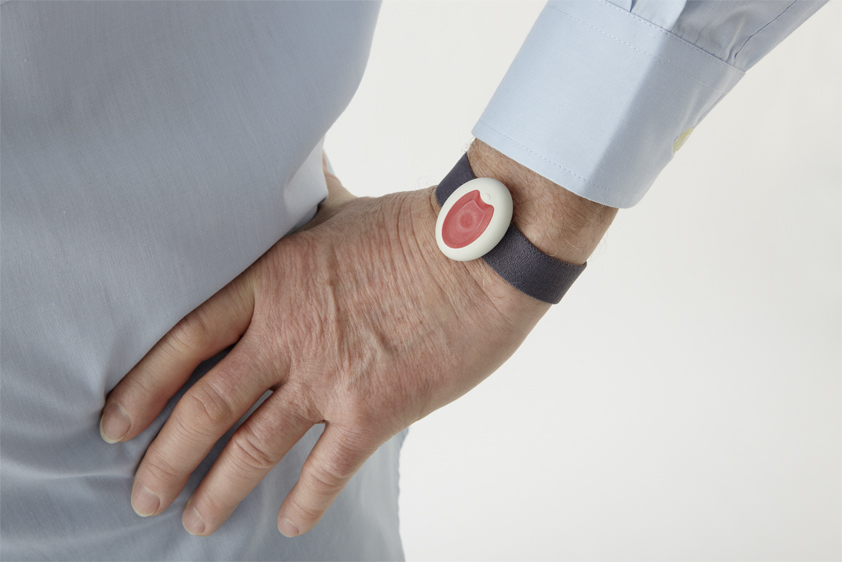 Stretcharmband ebenfalls enthalten